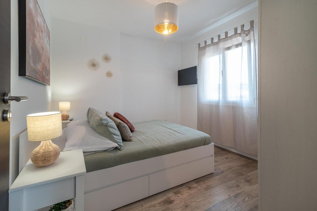 Beach Apartman Marela Slatine Εξωτερικό φωτογραφία