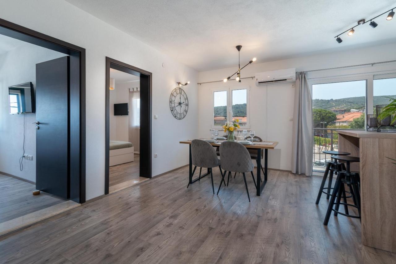 Beach Apartman Marela Slatine Εξωτερικό φωτογραφία