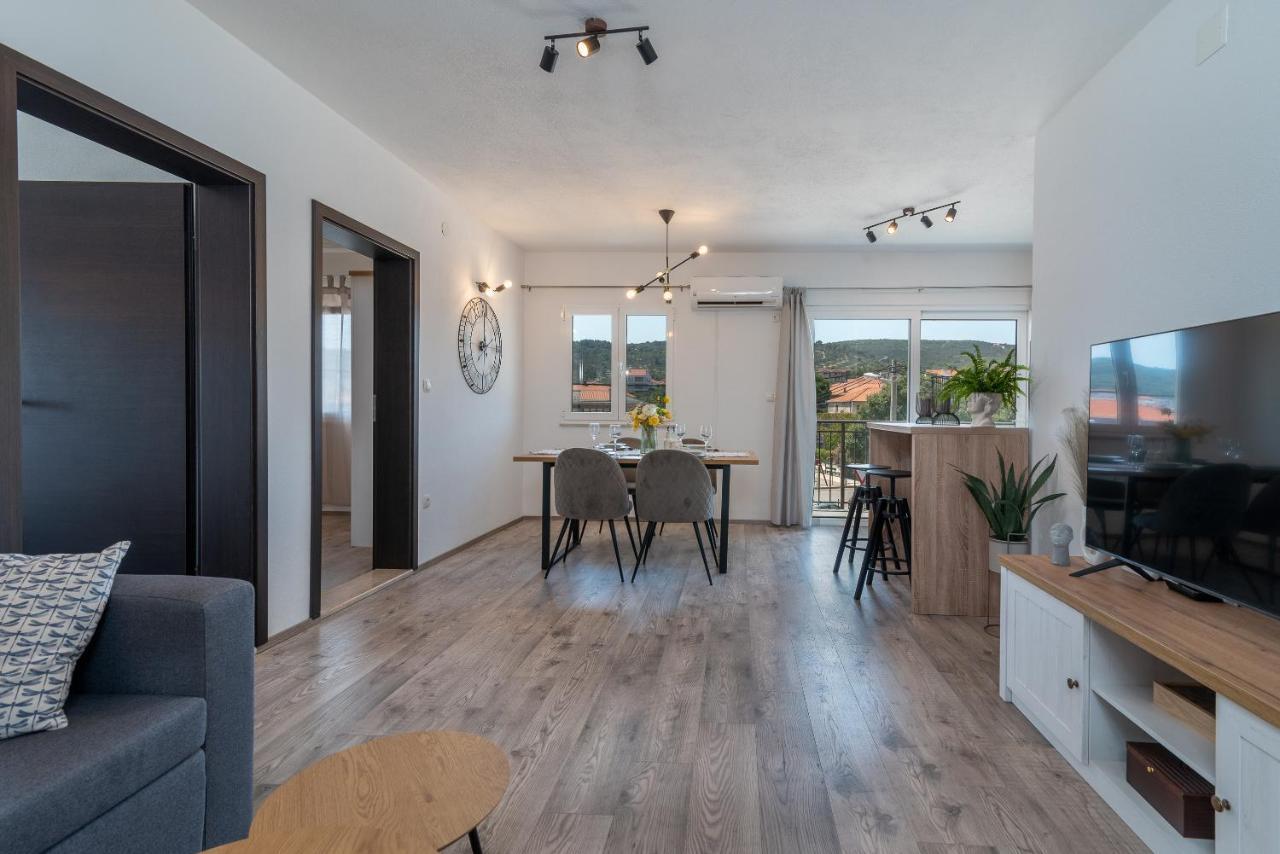 Beach Apartman Marela Slatine Εξωτερικό φωτογραφία